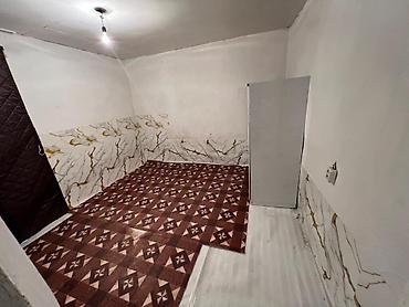 старый толчок: Комната с печным отоплением и отдельным входом. Описание: - Две — 1