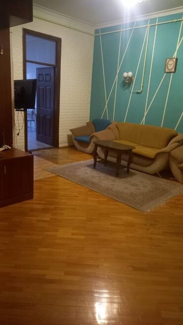 Uzunmüddətli kirayə mənzillər: Yasamal rayonu, Nizami metrosuna yaxın, 9 mərtəbəli binanın, 3cü — 6