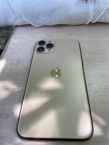 камера и микрофон для компьютера: IPhone 11 Pro, Б/у, 256 ГБ, Золотой, Зарядное устройство, 76 %