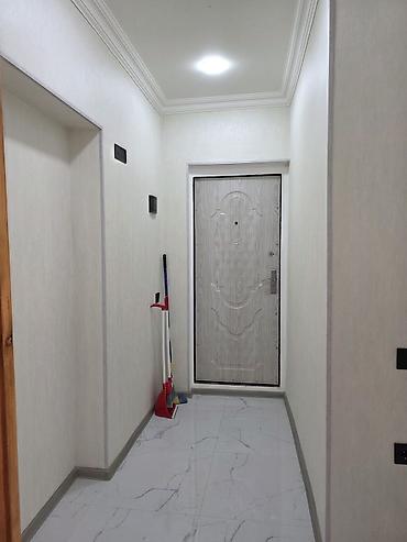 zabrat ev: Bakı, 8-ci kilometr, 2 otaqlı, Köhnə tikili, 42 kv. m — 10