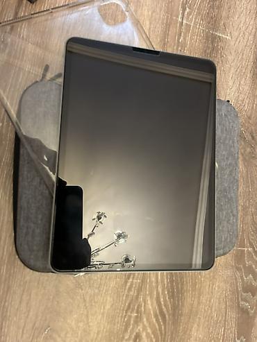 ipad pro 2022: Apple iPad Pro 11" (4-cü nəsil) – 256 GB Xüsusiyyətlər: - Model: iPad — 3