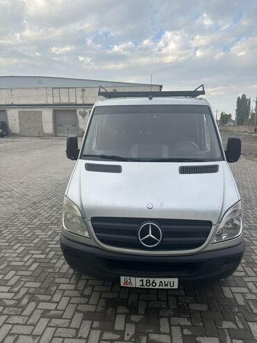 беговой мост спринтер: Легкий грузовик, Mercedes-Benz