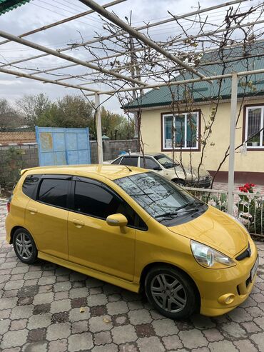 Honda: Honda Jazz: 2008 г., 1.4 л, Автомат, Бензин, Седан