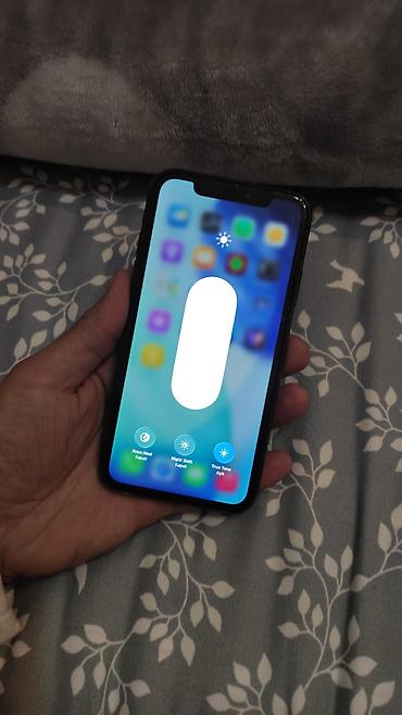 ses yazan: IPhone 11, Qara, Face ID — 1