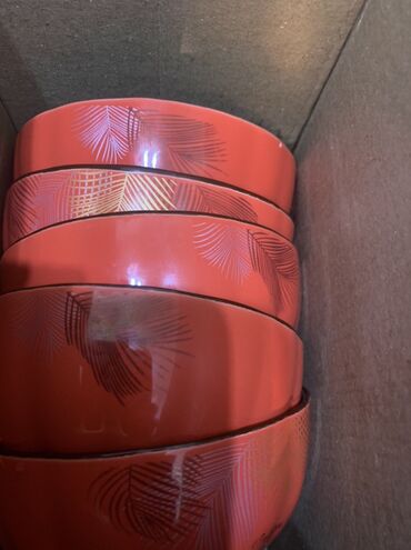 Наборы посуды: Набор посуды и сервировки, разнородные позиции: - Стеклянные креманки — 6