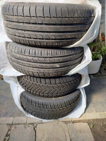 Auto delovi, gume i tjuning: Gume 235/55 R17. 2 kom. zimske (dubine 7mm) - 8000 din. 2 kom