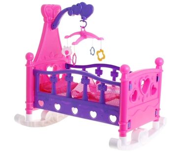 детские игрушечные машины: Продаю игрушечную кроватку - качалку в отличном состоянии, как новая