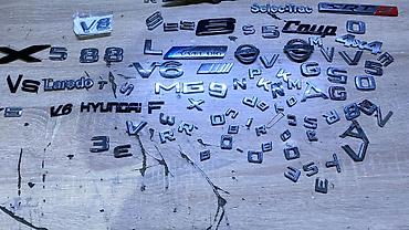 prius qanad: Avtomobil üçün orijinal və universal xrom emblemlər və yazılar dəsti — 3