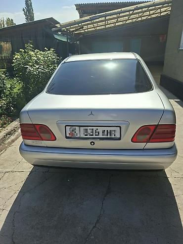 салон гелик: Mercedes-Benz E-Class: 1998 г., 2 л, Автомат, Бензин, Седан — 6