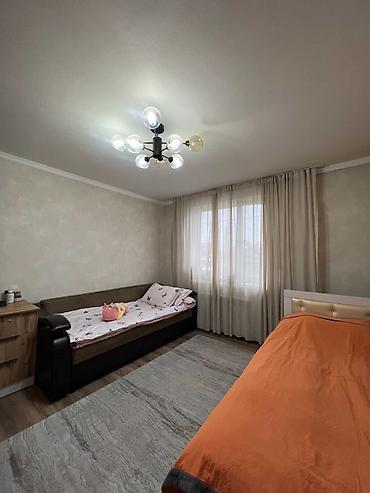 Продажа коттеджей и домов: Продаётся 2-этажный дом, УЧКУН 180 м², участок 2.8 соток (по факту — 7