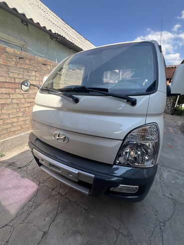 изготовление чип ключа для автомобиля: Hyundai Porter: 2019 г., 2.5 л, Автомат, Дизель, Фургон