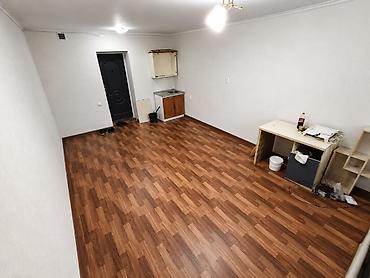 18: 1 комната, 18 м², Юг-2 мкр Гостиничный тип, 1 этаж, Косметический ремонт — 2