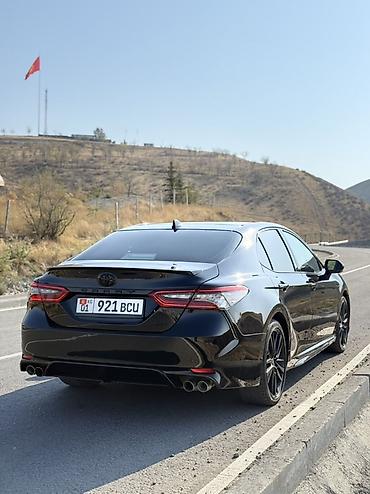 auto ru: Toyota Camry: 2021 г., 2.5 л, Автомат, Бензин, Седан — 4