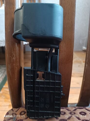 Avtomobil salonu üçün digər detallar: Mercedes-Benz w203, 2004 il — 3