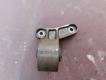 Auto delovi: Nosac menjaca 5 brzina Lada2121,21213,21214,21214i Niva. Polovno — 1