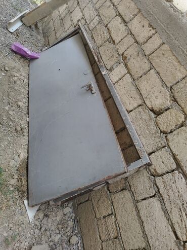 seyif qaplar: Demir qapi 215/90sm
180azn
Bileceri 9609 leli