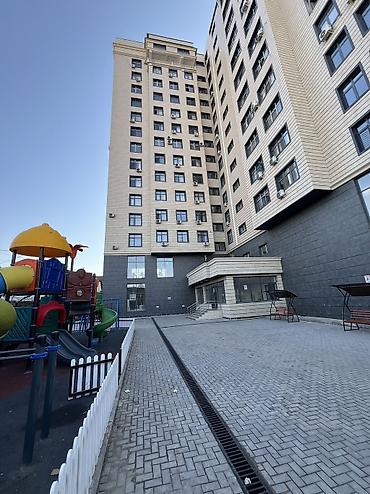 жилмасив умут: 4 комнаты, 142 м², Элитка, 13 этаж, ПСО (под самоотделку) — 2