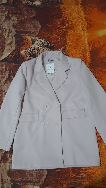 Кардиганы: Вещи б/у,в хорошем состоянии. Размер 44-46. Всё отдам за — 10