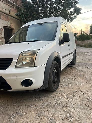 mercedes sprinter arenda: Ford Tourneo Connect: 1.7 l | 2009 il 331000 km Van body type — 5