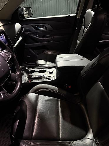 Chevrolet: Chevrolet : 2020 г., 3.6 л, Бензин, Внедорожник — 11