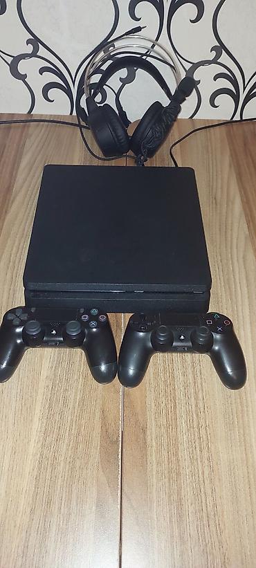 PS4 (Sony Playstation 4): Playstation 4 slim 2ci əl yaxşı vəziyyətdədi 1tb 4oyun var far cry — 1