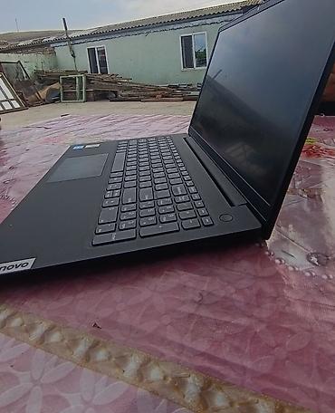 Lenovo noutbuk - Model xətti: Lenovo (qara korpus, toxumalı üst