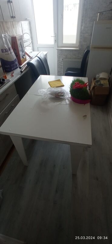 белый стол на кухню: Гостиный стол, Б/у, Раскладной, Прямоугольный стол