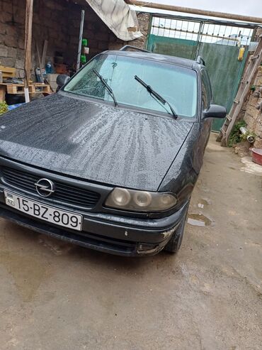 Opel: Opel Astra: 1.6 l | 1995 il 6500000 km Sedan — 9