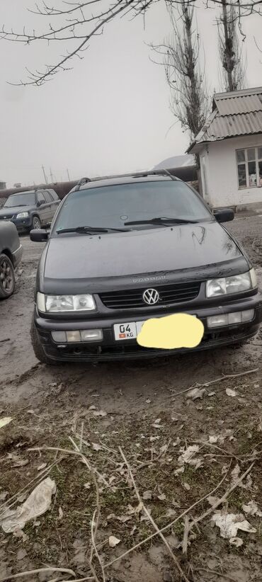 Volkswagen: Volkswagen Passat: 1994 г., 2 л, Механика, Бензин, Универсал