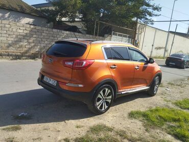 Kia: Kia Sportage: 2 l | 2011 il Ofrouder/SUV — 2