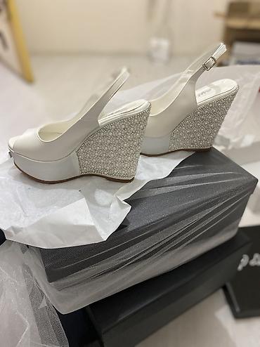 xs plata: Xs s razmer uyğundur ayaqqabı və fata ilə birlikdə satılır — 6