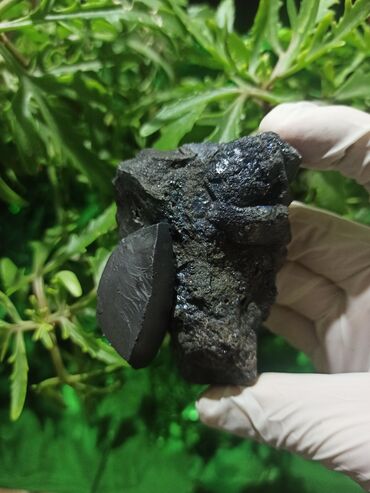 Dekorativ daşlar: 🧲Maqnitə yapışan Maqnetit daşı 💎 ✨Qiymətlə bağlı maraqlananlar zəhmət — 5