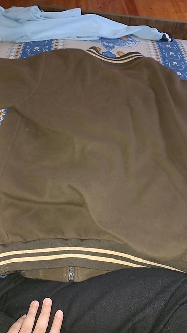 tuklu geyim: Unisex bomber tipli jaket Təptəzədir heç istifadə olumayıb - Rəng — 2