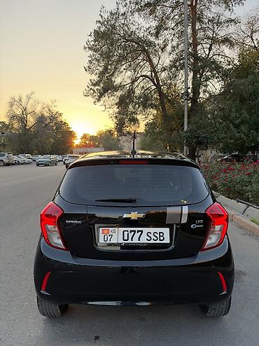 Chevrolet: Chevrolet Spark: 2016 г., 1 л, Вариатор, Бензин, Хэтчбэк — 17
