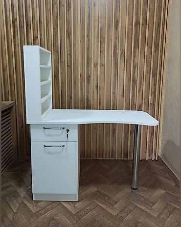 mebel ustasi: Düz masa, Siyirməli, Polkalı — 4
