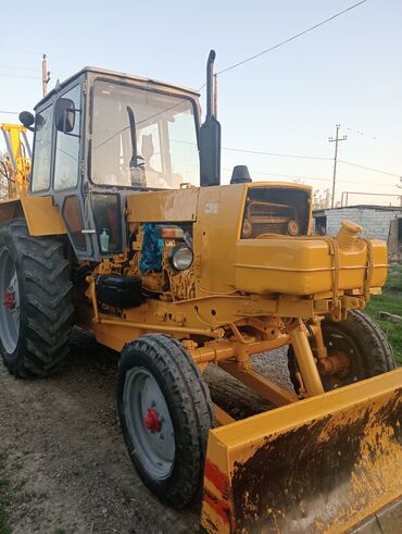 niva 213 mator: Traktor Belarus (MTZ) 2126, 1992 il, 222 at gücü, motor 3.3 l, İşlənmiş