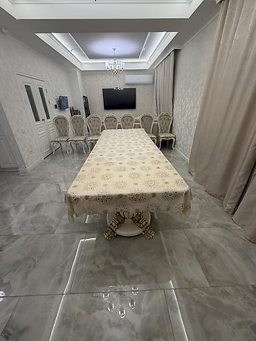 Столы для зала: Роскошный обеденный стол в классическом стиле. - Форма: прямоугольная — 6