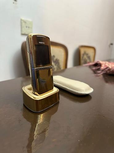 nokia 3315: Nokia 8 Sirocco, < 2 GB Memory Capacity, rəng - Qızılı, Düyməli — 2