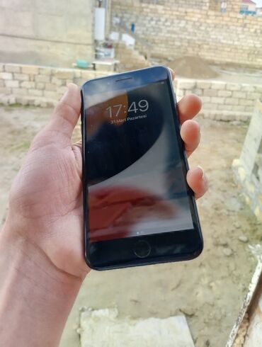 Apple iPhone: IPhone 7 Plus, 128 GB, Desert Titanium, Barmaq izi
