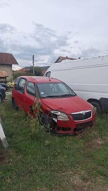 tabla za alat: ŠKODA ROOMSTER - KOMPLETAN AUTO U DELOVIMA | U ponudi sve vrste — 2