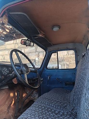 QAZ: QAZ : 4.5 l | 1985 il 100000 km Universal — 3