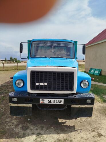 рация для фуры: ГАЗ : 1993 г., 0.4 - engine capacity л, Механика, Бензин, Универсал