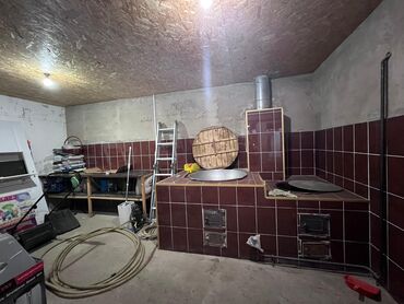частный дом на долгий срок: 215 кв. м, 7 бөлмө, Забор, тосулган, Брондолгон эшиктер, Евроремонт