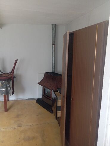 Uzunmüddətli kirayə evlər: Xetai ray.Hezi Aslanov qesebesinde 57 sayli avtobus dayanacagina 5 — 8