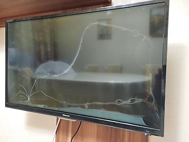ремонт тв зона: Телевизор Hisense, диагональ примерно 40–43". Плоская LED‑панель — 1