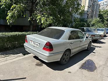 короткий спринтер: Mercedes-Benz C-Class: 1998 г., Седан — 3