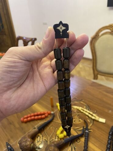 Təsbehlər: Birinci şəkildəki 45 azn digərləri 30 azn — 5