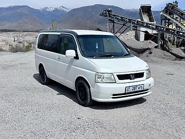 probox toyota: Honda Stepwgn: 2002 г., 2 л, Автомат, Бензин, Минивэн — 4