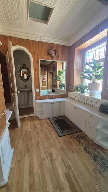 Долгосрочная аренда домов: 175 м², 6 комнат, Утепленный, Бронированные двери, Евроремонт at lalafo.kg — 10 Долгосрочная аренда домов: 175 м², 6 комнат, Утепленный, Бронированные двери, Евроремонт — 10