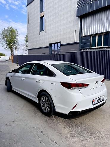 Hyundai: Hyundai Sonata: 2020 г., 2 л, Автомат, Газ, Седан — 2